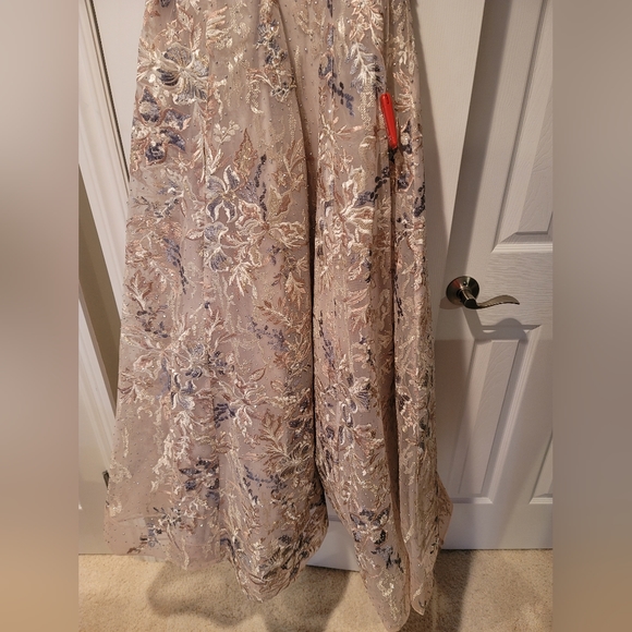 Mac Duggal Beaded Embroidered Gown NWT Size 12 | Mother of Bride Wedding Guest - Picture 4 of 7